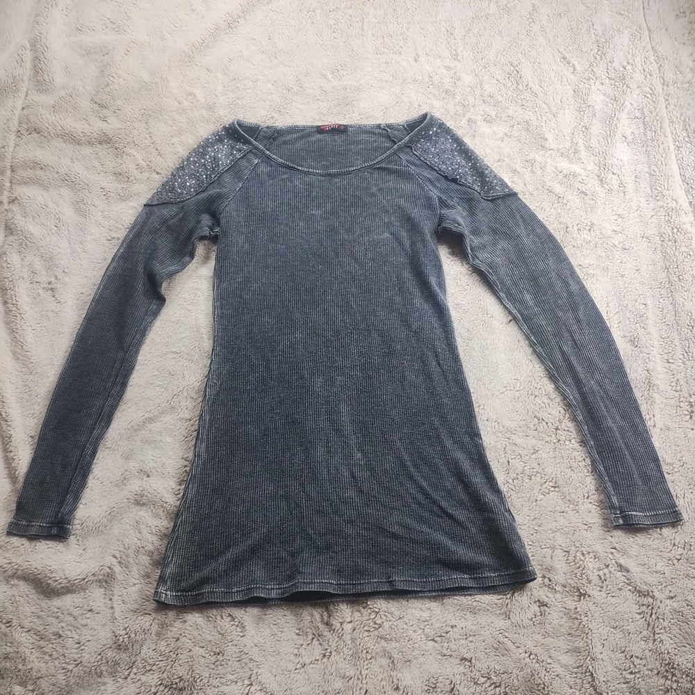 T Party Waffle Knit Long Sleeve Women's Medium Gray Distressed Rhinestone Punk